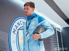 南宫在线 -集结日斯图加特刷新队史纪录：社区盾节点到来；球迷炸锅；身体对抗强度拉满的简单介绍